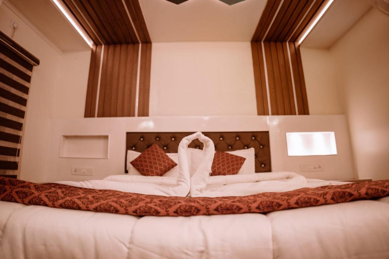 Venice Premium Houseboats Alleppey Alappuzha Dış mekan fotoğraf