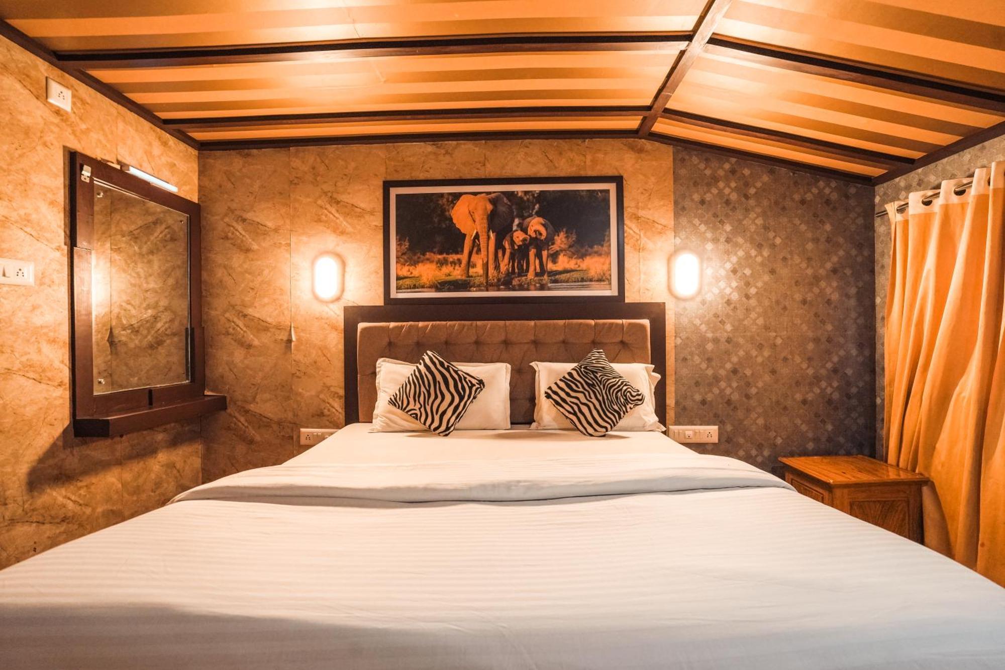 Venice Premium Houseboats Alleppey Alappuzha Dış mekan fotoğraf