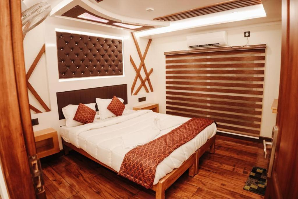 Venice Premium Houseboats Alleppey Alappuzha Dış mekan fotoğraf