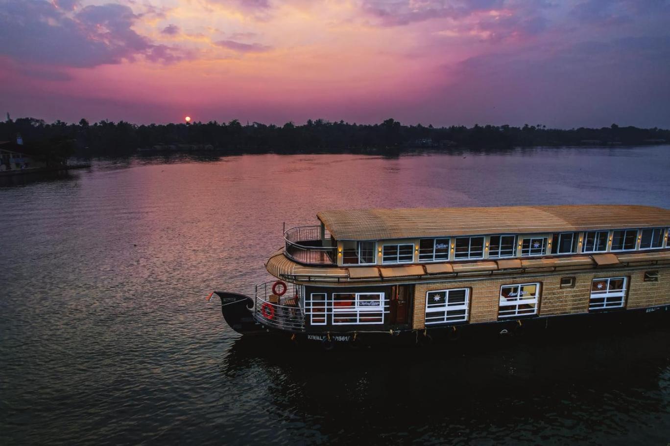 Venice Premium Houseboats Alleppey Alappuzha Dış mekan fotoğraf