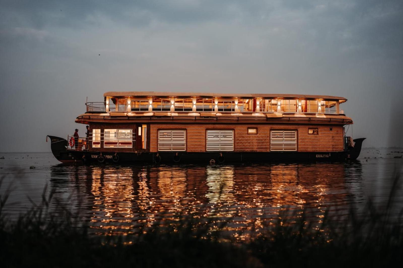 Venice Premium Houseboats Alleppey Alappuzha Dış mekan fotoğraf