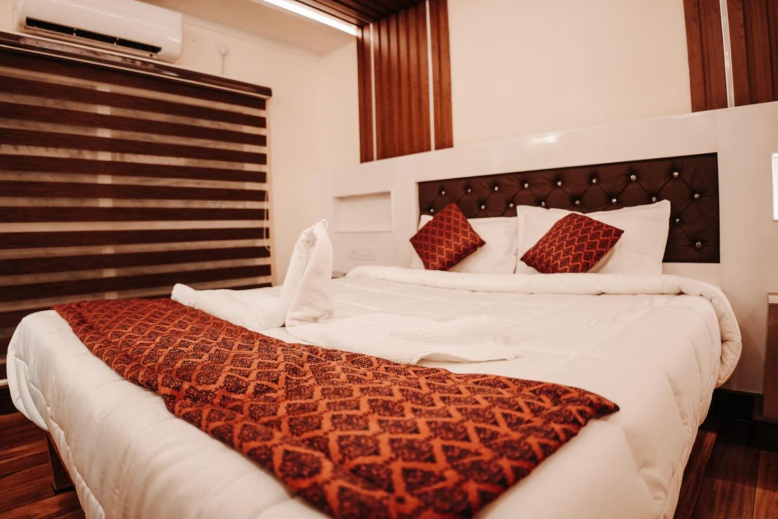Venice Premium Houseboats Alleppey Alappuzha Dış mekan fotoğraf